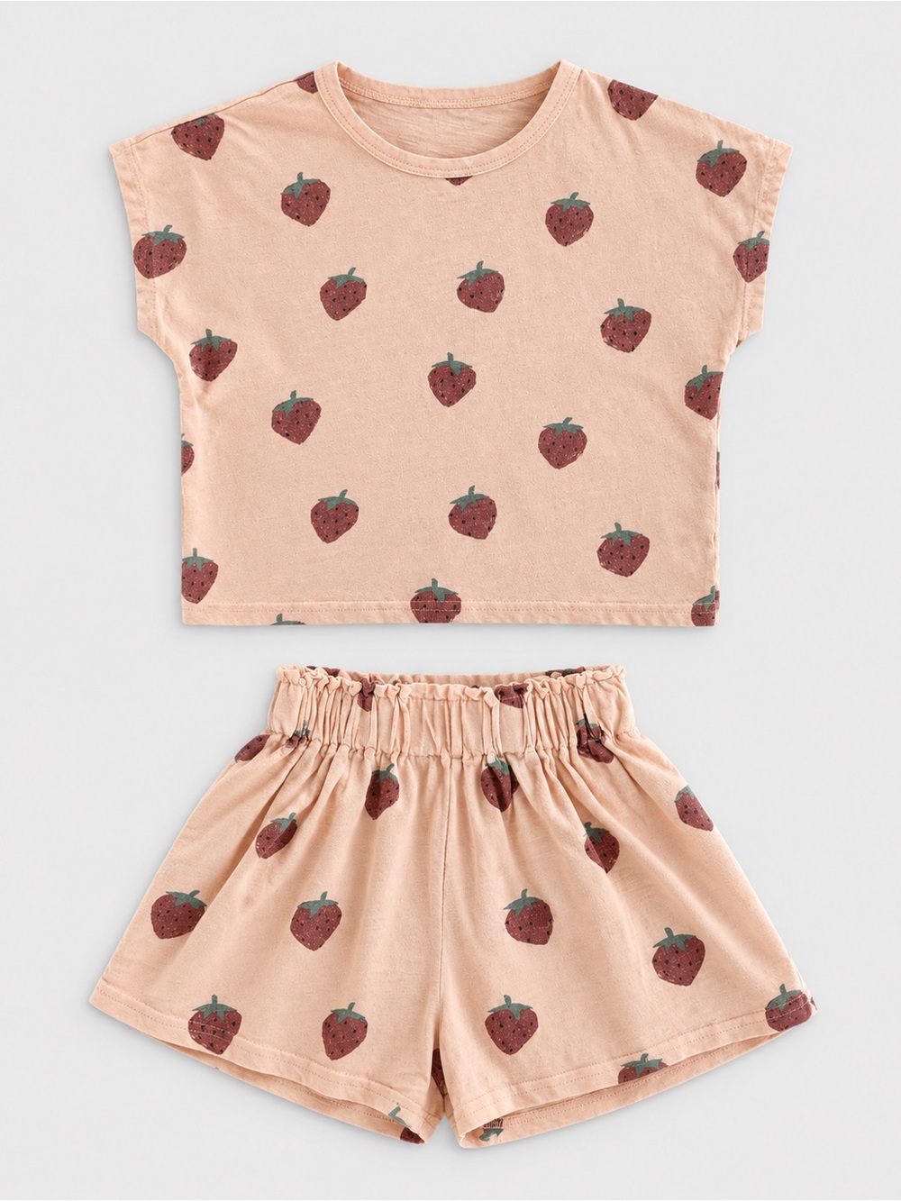 Rylee + Cru Raegan Strawberry Print Tee Shorts Set Girls 6-7Y Pink Cotton